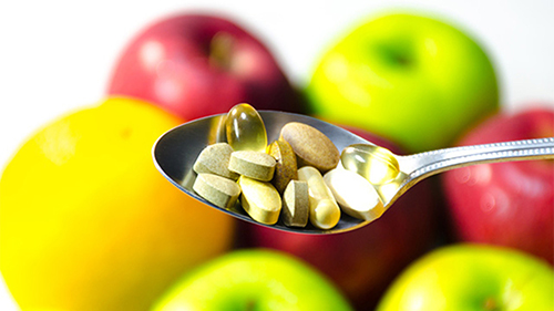 Диагностикой нехватки витаминов может заниматься только врач, подчеркивает специалист