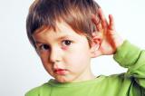 Глухие дети запоминают слова быстрее, чем дети с нормальным слухом