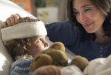 Первая помощь при детских травмах: как спасти своего ребенка