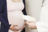Низкомолекулярные гепарины и риск невынашивания беременности у женщин с тромбофилиями